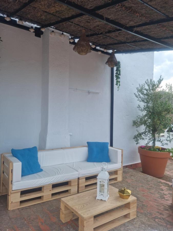 Amb Encant I Estil Mediterrani En Zona Tranquilla De Llanca I Amb Terrassa Eksteriør billede